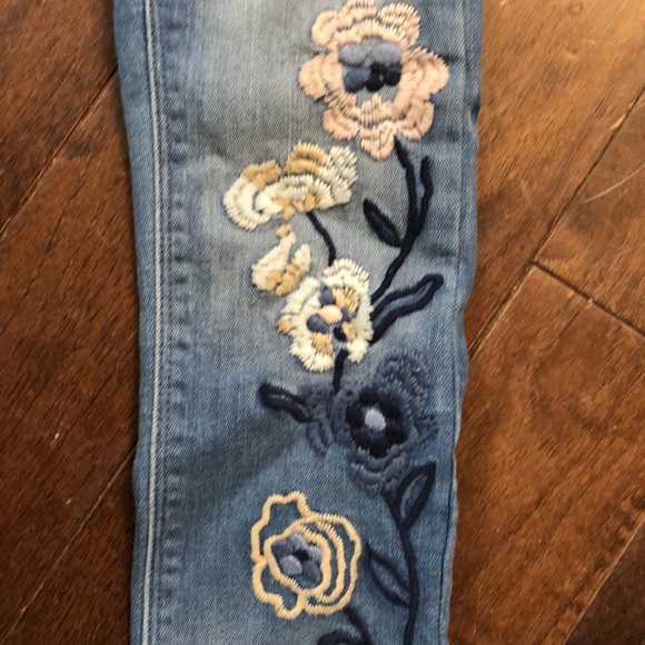 Jeans - Picture 3 of 3